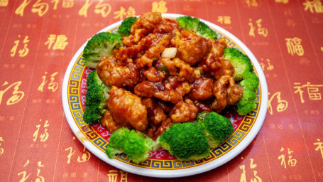 S4. General Tsos Huhn