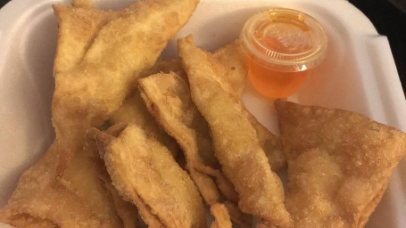 Fried Crab Rangoon (8 Pieces)