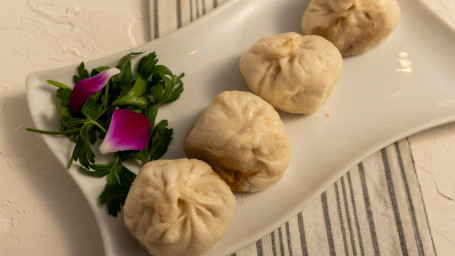 Steamed Pork Buns (4 Pcs)