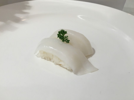 Ika Nigiri (6 Pieces)