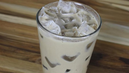 16 Unzen Eisgekühlter Vanille-Latte