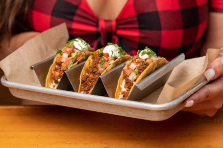 Knusprige Mini-Rindfleisch-Tacos
