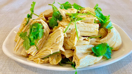 Fresh Cilantro With Bean Stick Liáng Bàn Fǔ Zhú