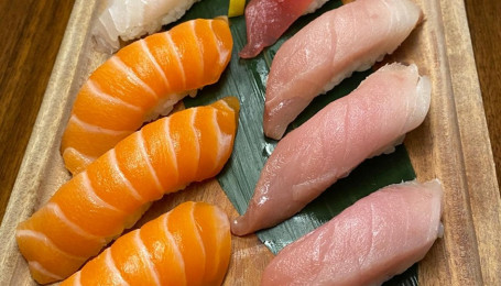 Assorted Nigiri 12 Pc