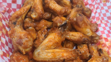 Buffalo Wings (16Pc)