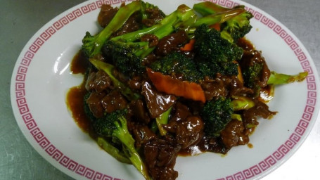 5. Broccoli Beef