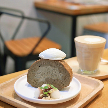 Jīng Dōu Yǔ Zhì Bèi Chá Juǎn （Qī Jiān Xiàn Dìng） Kyoto Uji Hojicha Rollcake