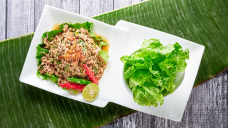 Chicken Laab (Spicy Tài Shì Ròu Suì Jī Shēng Cài Bāo