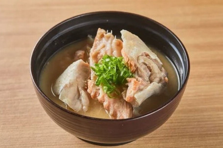 Yú Tóu Tāng Fish Head Soup