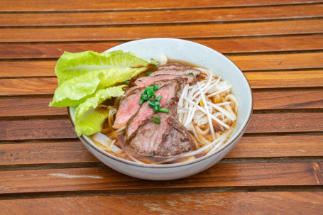 Teriyaki Beef Soup Noodles Zhào Shāo Niú Liǔ Tāng Hé Fěn