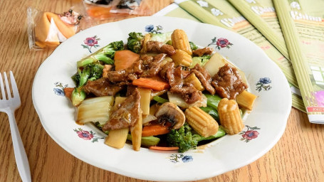 1. Beef With Mixed Vegetables