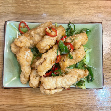 Chilli Garlic Squid Jiāo Yán Yóu Yú