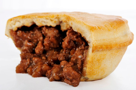 Victoria Park Minced Beef And Potato Pie