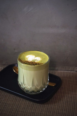 Matcha Soy Latte Yǔ Zhì Dòu Nǎi Mǒ Chá (Hot)