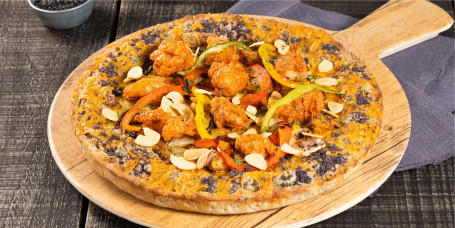 Suàn Xiāng Niú Yóu Zhà Jī Báo Bǐng Pèi Hēi Zhī Má Qū Qí Pī Biān Garlic Butter Fried Chicken Pizza With Black Sesame Butter Biscuit Edge Tè Sè Báo Bǐng Premium Pizza)