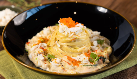 Xiè Ròu Fēi Yú Zi Yì Fěn Creamy Crab Meat Linguine With Flying Fish Roe