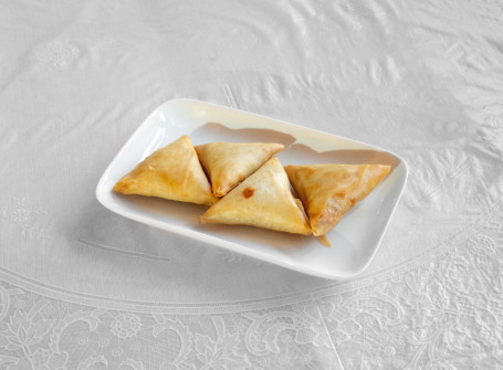 Chicken Cheese Samosas 4Pcs Zhī Shì Jī Jiǎo