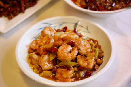 Gong Bao Prawns With Cashew Nuts Gōng Bǎo Xiā Qiú