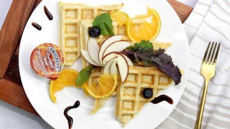 B14. Waffles With Fruit