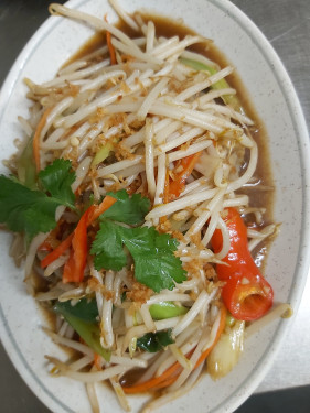 79. Stir-Fried Beansprouts With Spring Onions