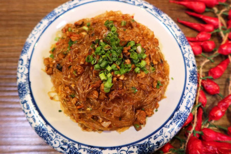 Stir-Fried Vermicelli With Savory Minced Pork Mǎ Yǐ Shàng Shù