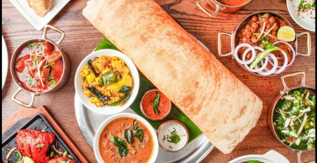 Chicken Tikka Masala Dosa Yìn Dù Kǎo Jī Ròu Tǎ Mǎ Sà Lā Duō Sà