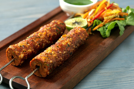 Afghani Lamb Seekh Kebab (2 Pcs) Ā Fù Hàn Yáng Ròu Chuàn Kǎo （2Zhī）