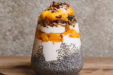 Mango Coconut Overnight Oats