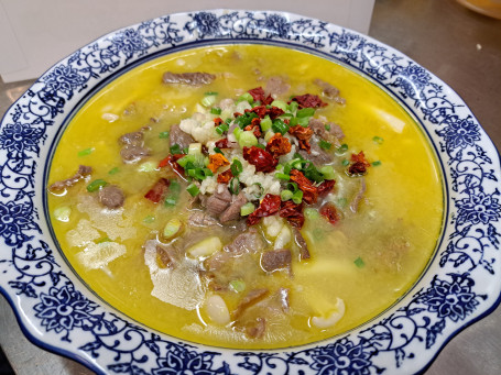 Hú Nán Suān Tāng Niú Ròu Xiǎo Là) Sour Soup Garlic Beef Small Spicy)