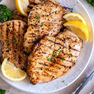 Gegrilltes Hähnchen