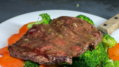 10Oz Marinated Steak Skillet*