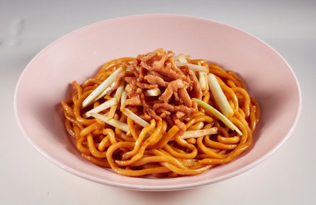 Běi Jīng Chǎo Lā Miàn Fried Peking Noodles With Shredded Pork Leek