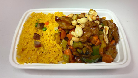 C22. Kung Pao Chicken Or Beef