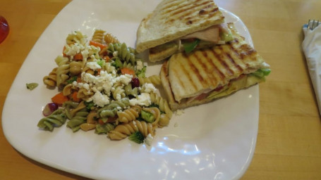 Turkey Artichoke With Pasta Salade