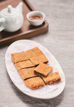 Xiāng Jiān Dòu Shā Guō Bǐng Pan-Fried Pancake With Red Bean Paste