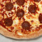 Jackfrucht-Peperoni-Pizza Mit Großem, Authentischem, Dünnem Boden