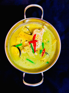 58.Green Curry Nua Or Gai