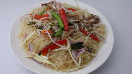 615. Rice Steak Noodle With Duck Meat Preserved Vegetable