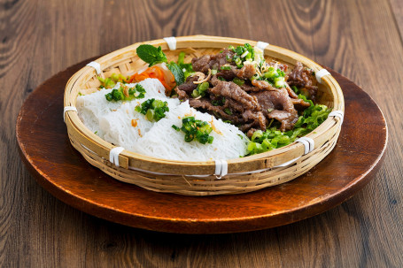 Shùn Huà Xiāng Máo Niú Ròu Bàn Yuè Nán Bīn Hǎi Lemongrass Beef Banh Hoi