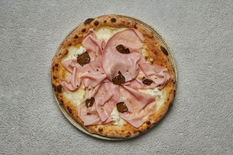 Mortadella E Tartufo Nero Pizza