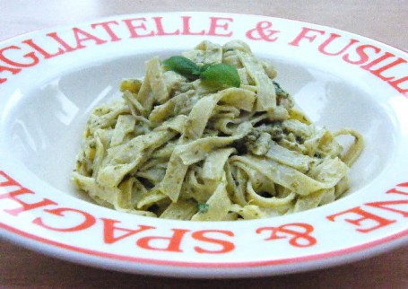 Tagliatelle-Pesto
