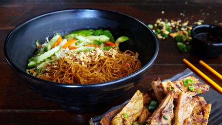 Mi Hoac Hu Tieu Suon Nuong Pork Chop With Noodle