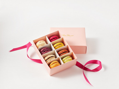 Gift Box Of 8 Macarons