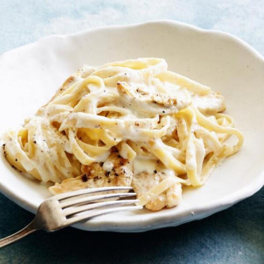 Hähnchenfettuccine Alfredo