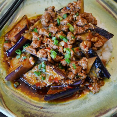 Aubergine Mit Knoblauchsauce