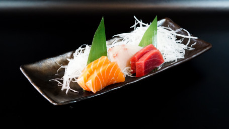 Mixed Sashimi (Salmon, Blue Fin Tuna Yellowtail)