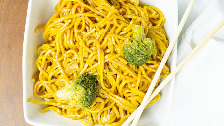 A1. Lo Mein (16 Oz)