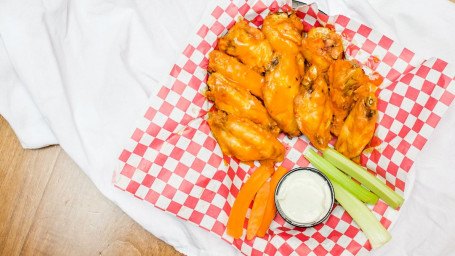 Tossed Wings (10 Pieces)