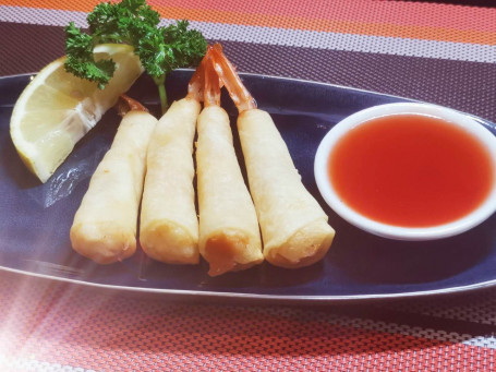 Spring Rolls (4 Pieces) With Sweet And Sour Sauce