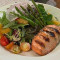 Gegrillter Lachs* Salat